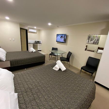 Balranald Club Motel Ngoại thất bức ảnh