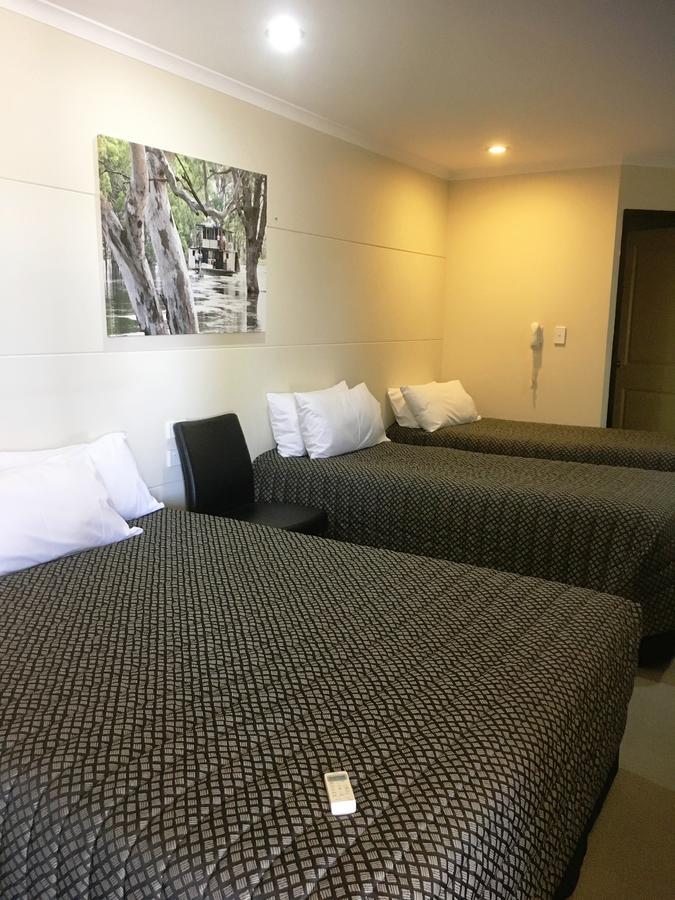 Balranald Club Motel Ngoại thất bức ảnh